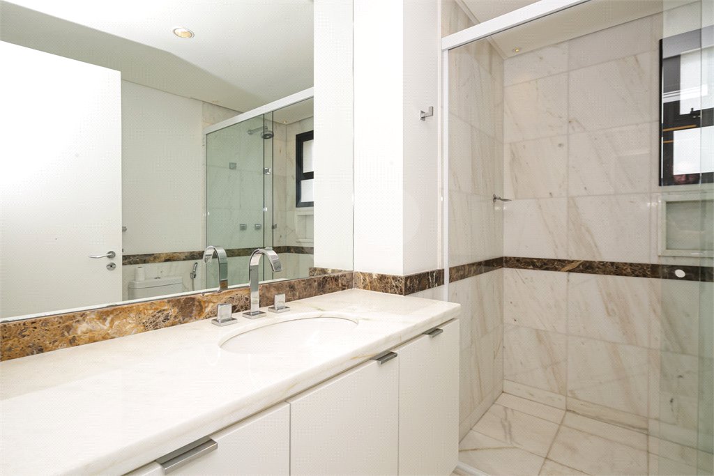 Apartamento à venda com 3 suítes em Alto da Boa Vista, São Paulo, SP