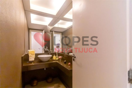 Apartamento à venda com 3 quartos, sendo 1 suíte, em Copacabana, Rio de Janeiro, RJ