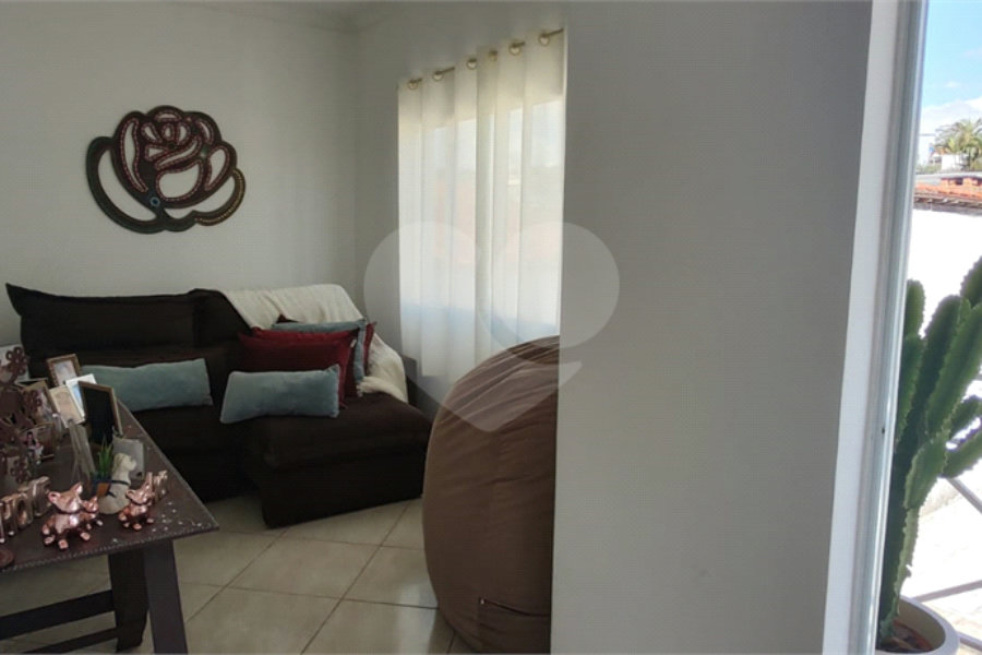 Casa à venda com 5 quartos, sendo 3 suítes,  em Capoavinha, Mairiporã, SP