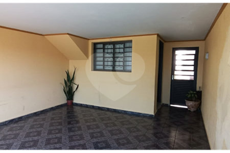 Casa à venda com 3 quartos, sendo 1 suíte, em Vila Boa Vista, São Carlos - SP