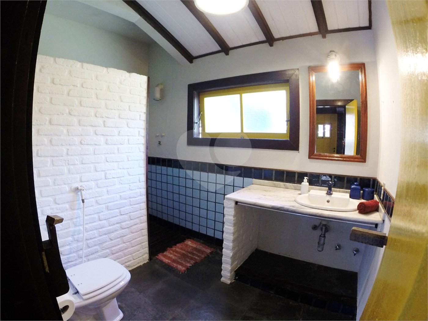 Casa à venda com 8 quartos, sendo 4 suítes, em Alto de Búzios, Armação dos Búzios, RJ