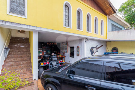 Casa Térrea à venda com 4 quartos, sendo 1 suíte, em Parque Jabaquara, São Paulo, SP