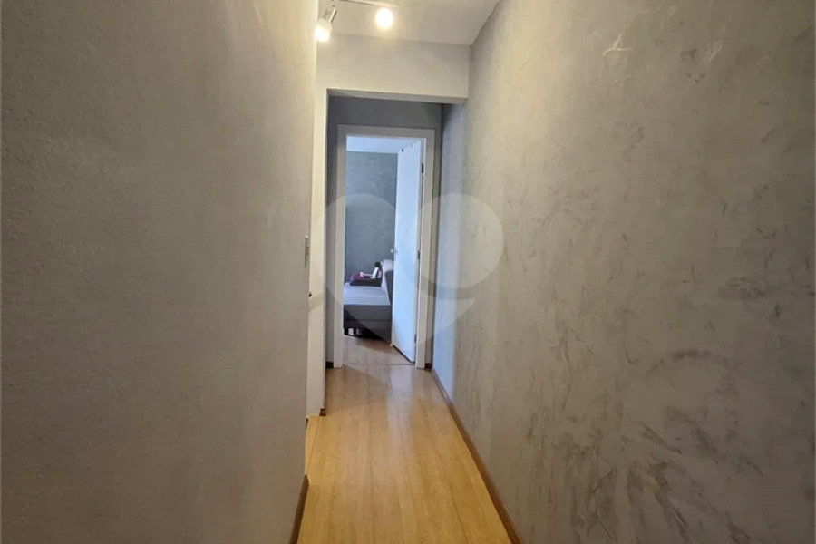 Casa à venda com 3 quartos, sendo 1 suíte, no condomínio Smallville, São Paulo - SP