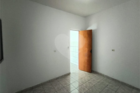 Sobrado à venda com 3 quartos em Chora Menino, São Paulo, SP