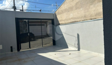 Casa à venda com 2 quartos, sendo 1 suíte,  em Vila Santana, Itapetininga, SP
