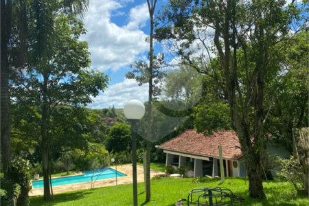 Sítio à venda com 4 quartos, sendo 3 suítes, em Aguas de Igaratá, Igaratá, SP