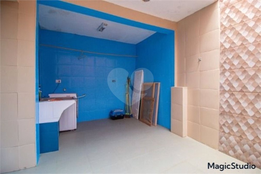 Casa à venda com 4 quartos, sendo 1 suíte,  em Parque São Lucas, São Paulo, SP