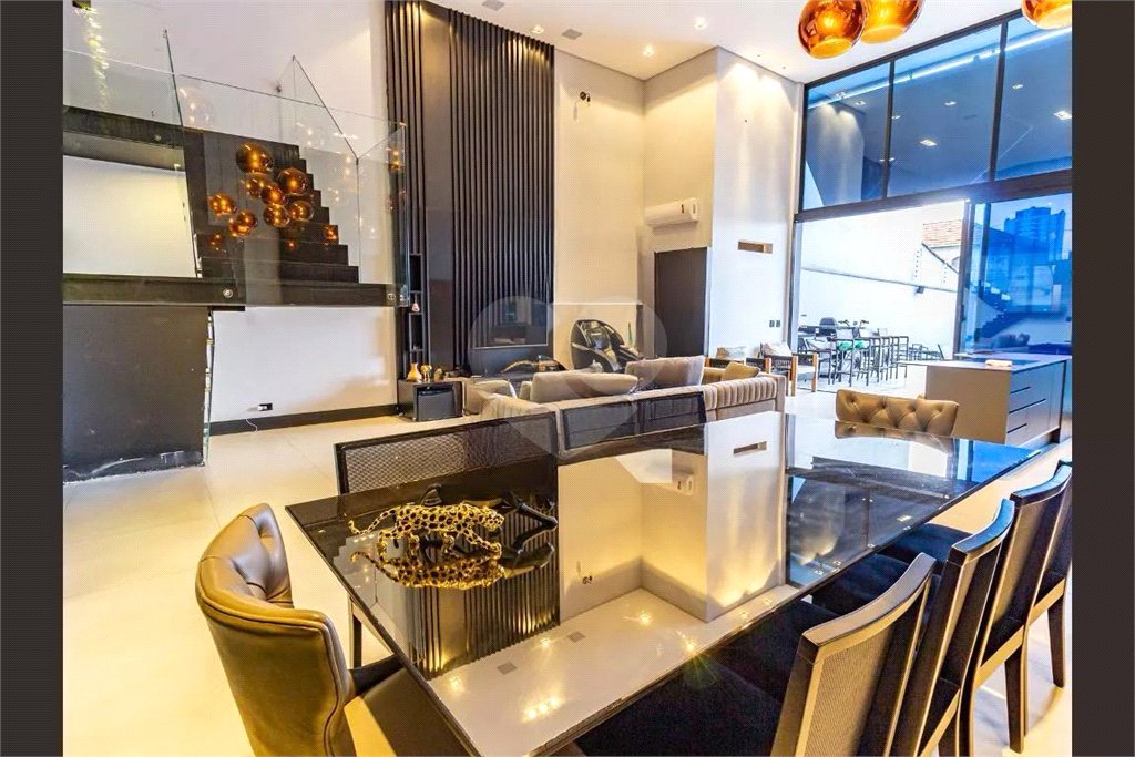 Sobrado à venda com 3 suítes em Vila Regente Feijó, São Paulo, SP