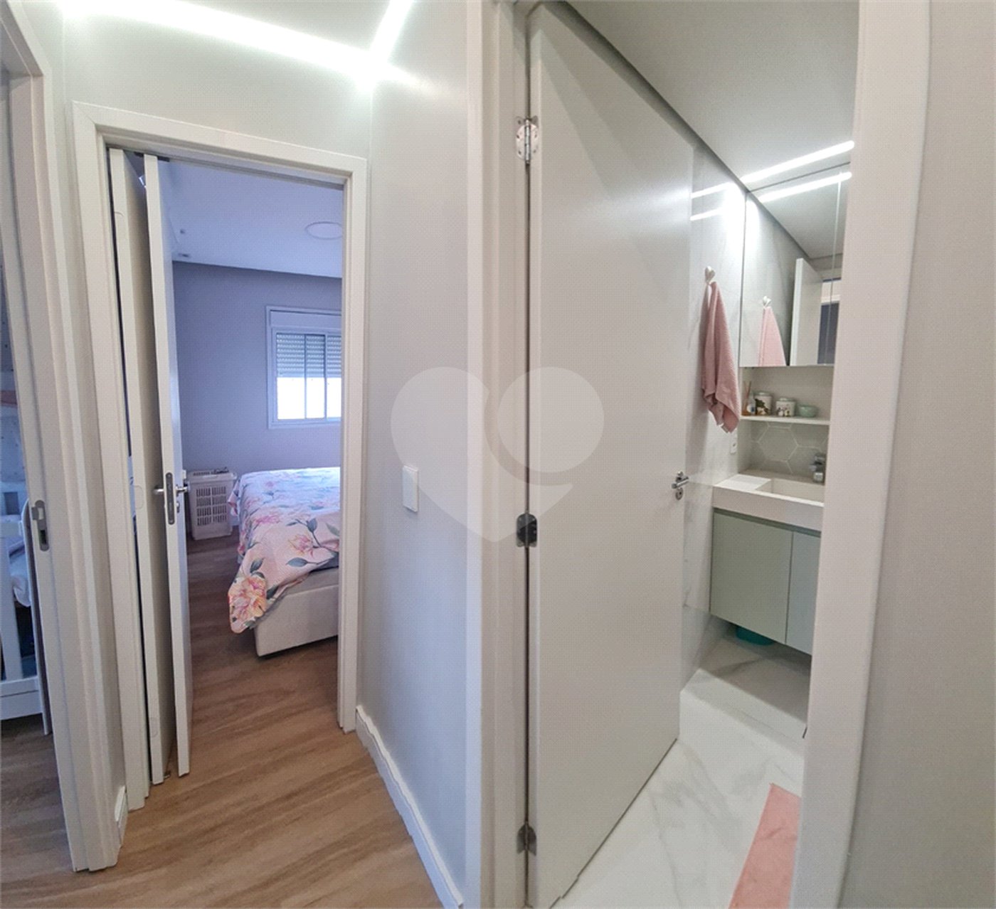 Apartamento à venda com 3 quartos, sendo 1 suíte, em Parada Inglesa, São Paulo, SP