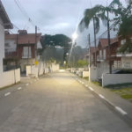 Casa à venda com 3 quartos, sendo 1 suíte, no condomínio Village Palmas, São Paulo - SP