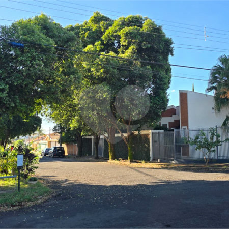 Casa à venda ou para alugar com 4 quartos, sendo 2 suítes, em Jardim Morumbi, Araraquara, SP
