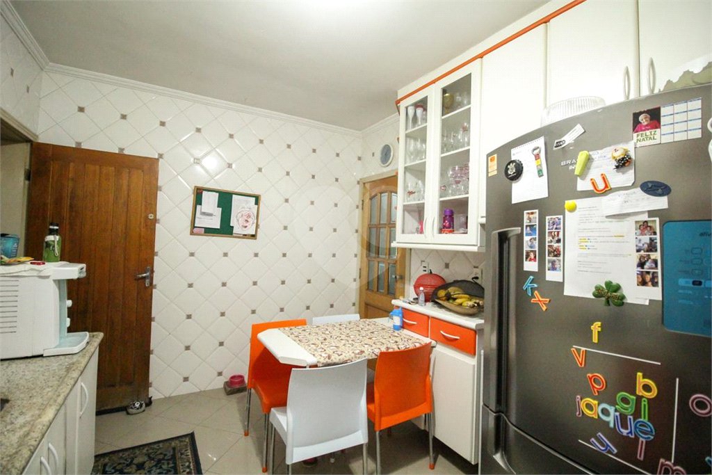 Casa à venda com 5 quartos, sendo 3 suítes, em Vila Paulicéia, São Paulo, SP