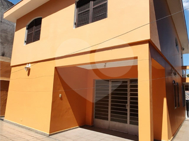 Sobrado à venda com 3 quartos, sendo 1 suíte,  em Artur Alvim, São Paulo, SP