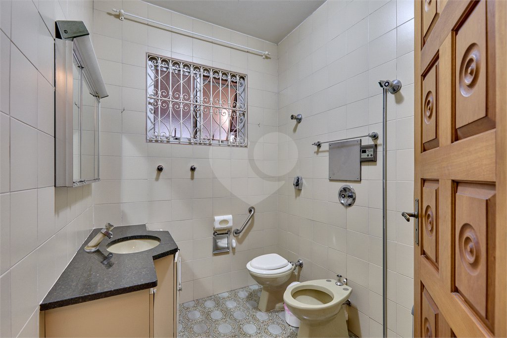 Casa Térrea à venda com 3 quartos, sendo 1 suíte, em Chácara Monte Alegre, São Paulo, SP