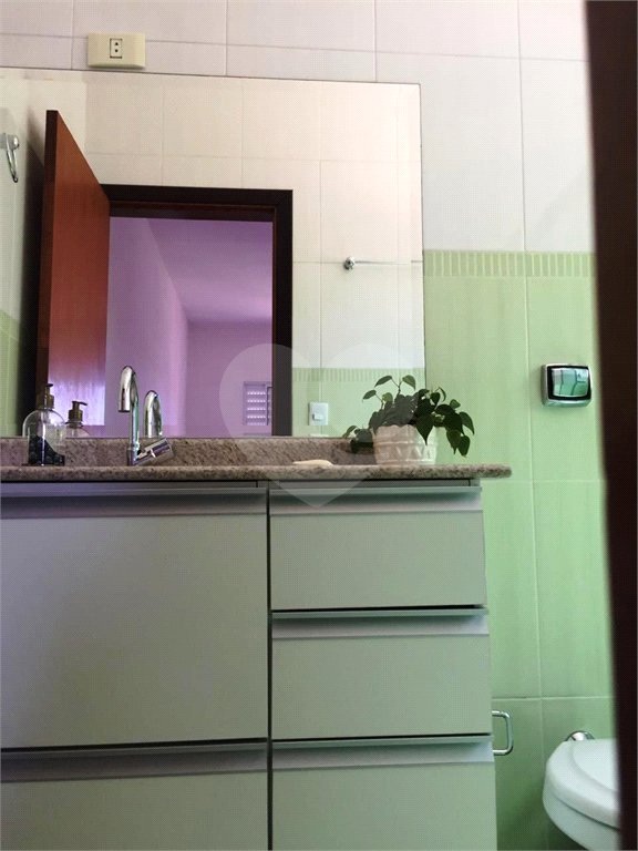 Casa à venda com 3 quartos, sendo 1 suíte, no condomínio Coelho III, São Paulo - SP