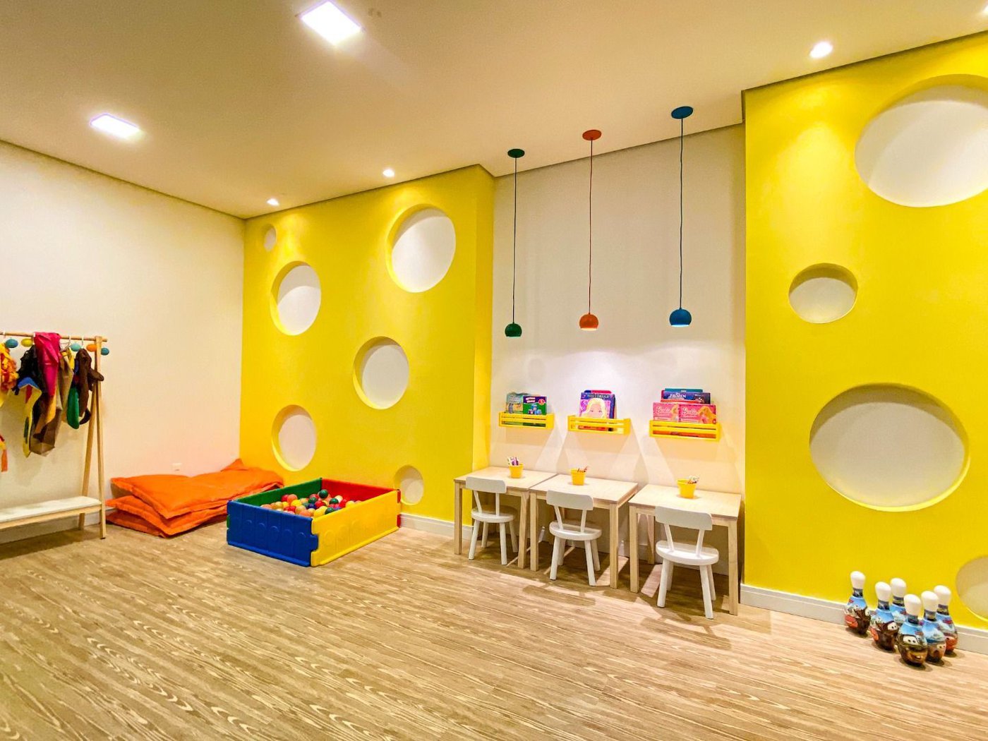 Apartamento com 2 dormitórios para alugar, 76 m² por R$ 7.000,00/mês - Gonzaga - Santos/SP