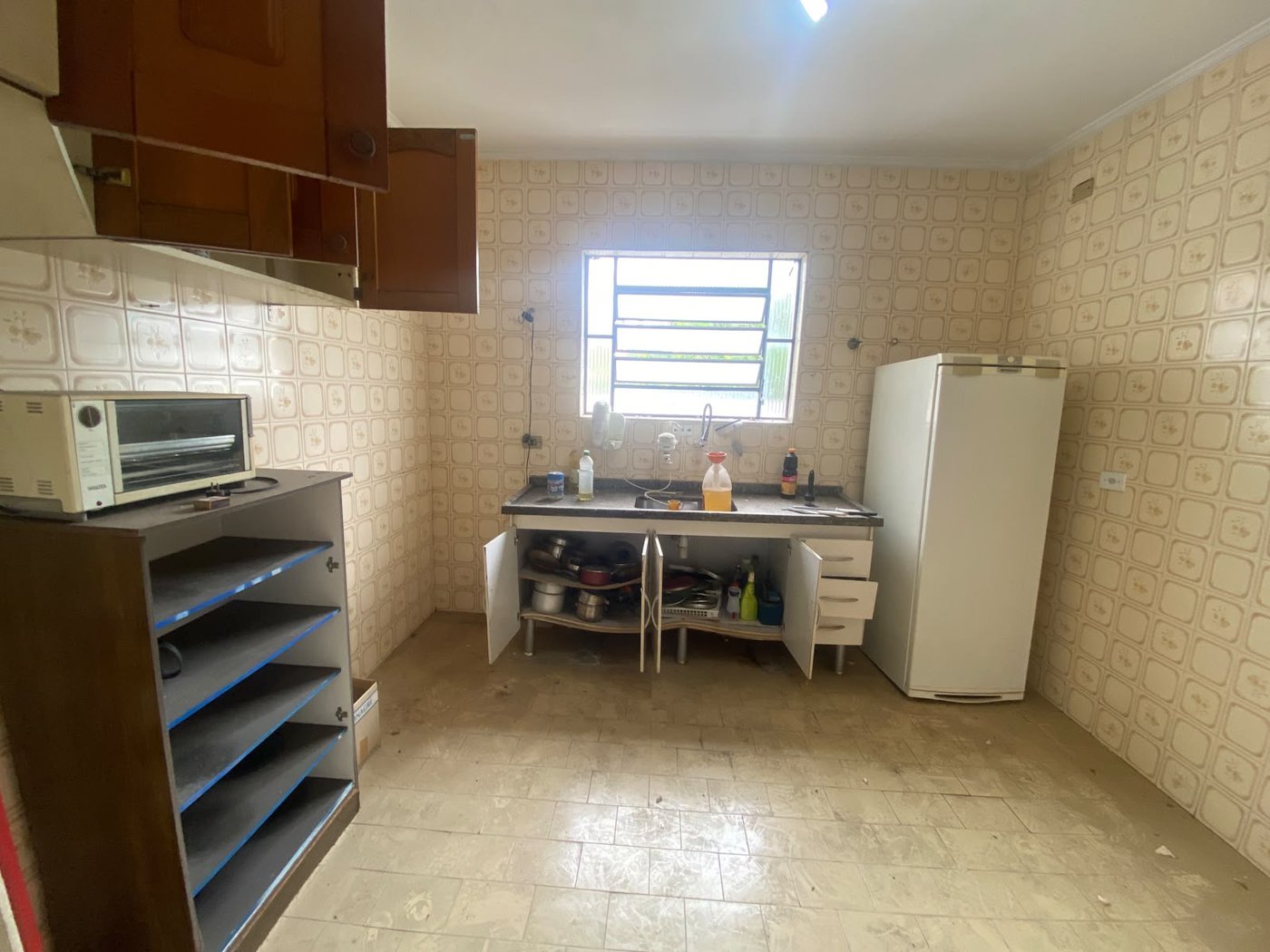 Casa à venda com 2 quartos em Jardim Alvorada, oportunidade para investidor