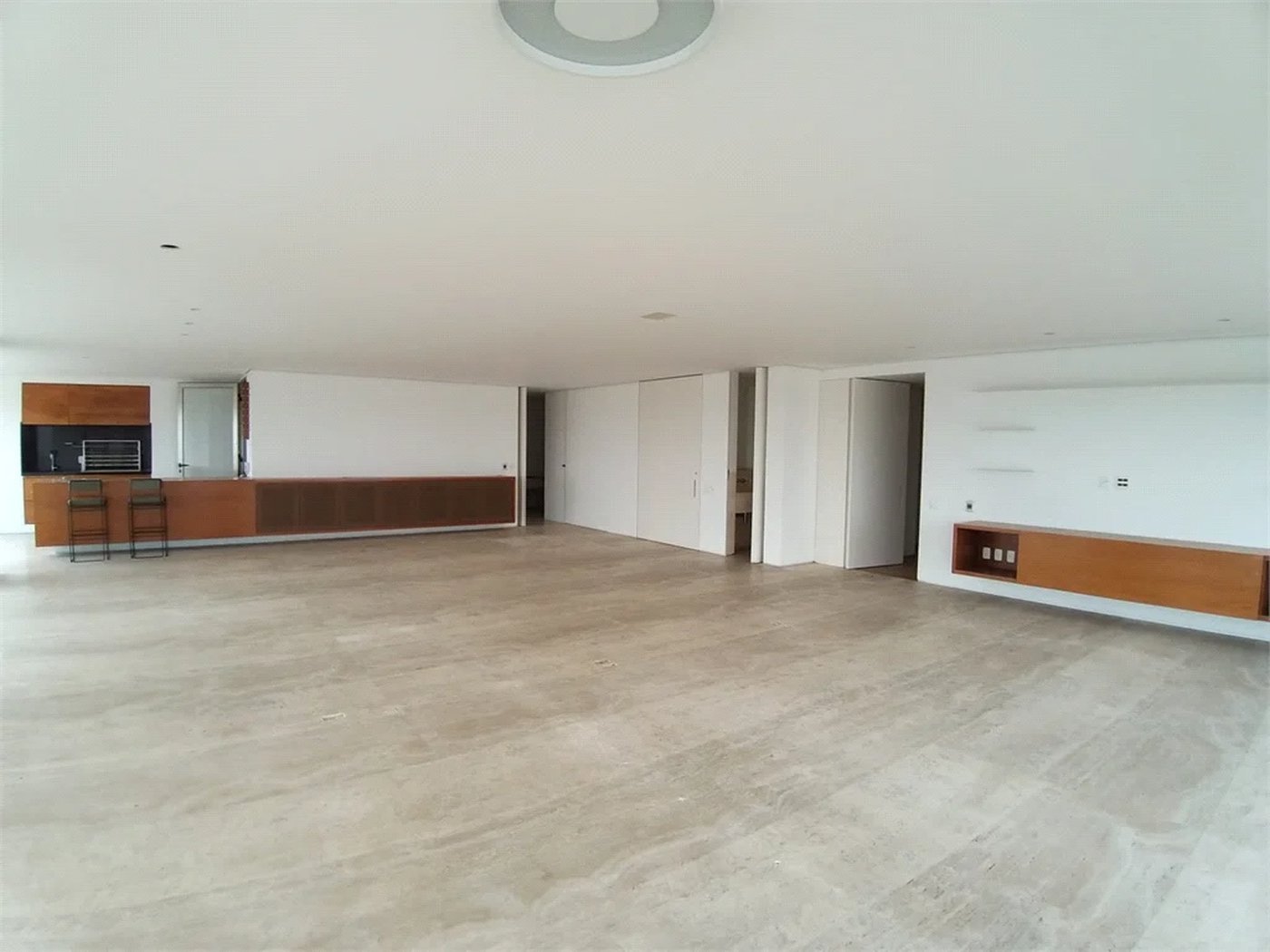 Apartamento à venda ou para alugar com 3 suítes em Pinheiros, São Paulo, SP