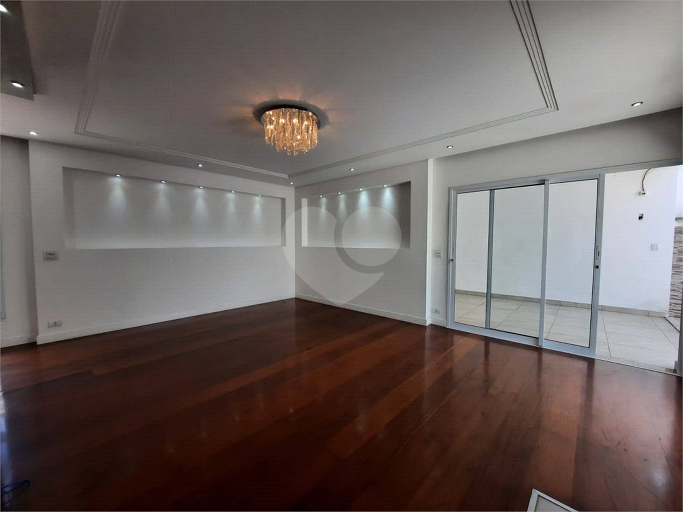 Sobrado à venda com 3 quartos, sendo 1 suíte, em City Campo Grande, São Paulo, SP
