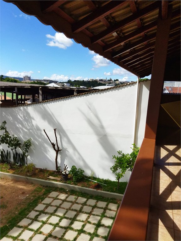 Sobrado à venda com 3 suítes em Vila Thais, Atibaia, SP