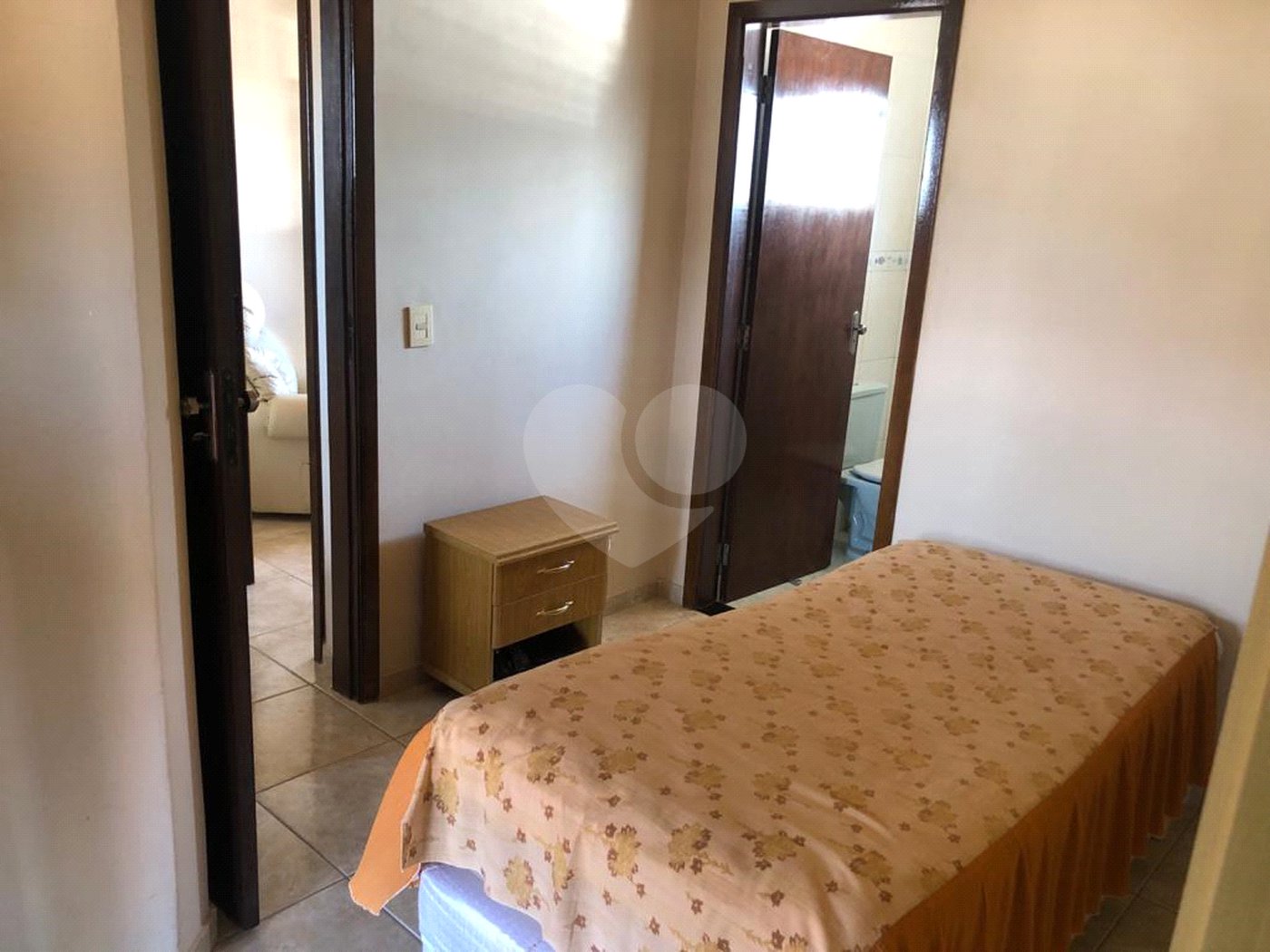 Casa à venda com 3 quartos, sendo 2 suítes,  em Jardim do Lago, Atibaia, SP