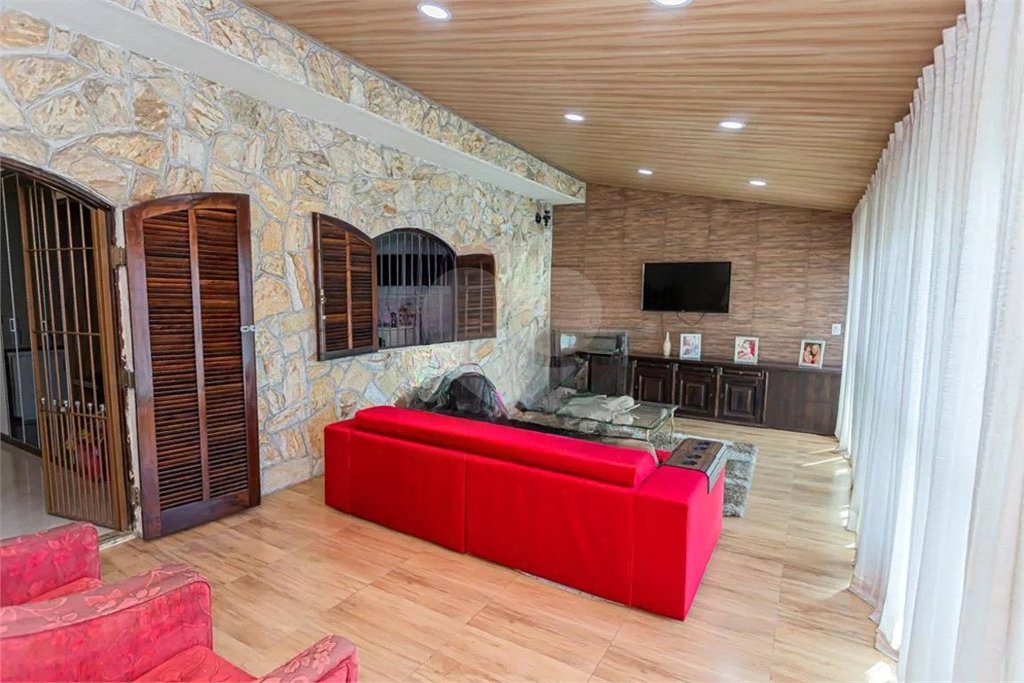 Sobrado à venda com 4 quartos, sendo 3 suítes, em Casa Verde, São Paulo, SP