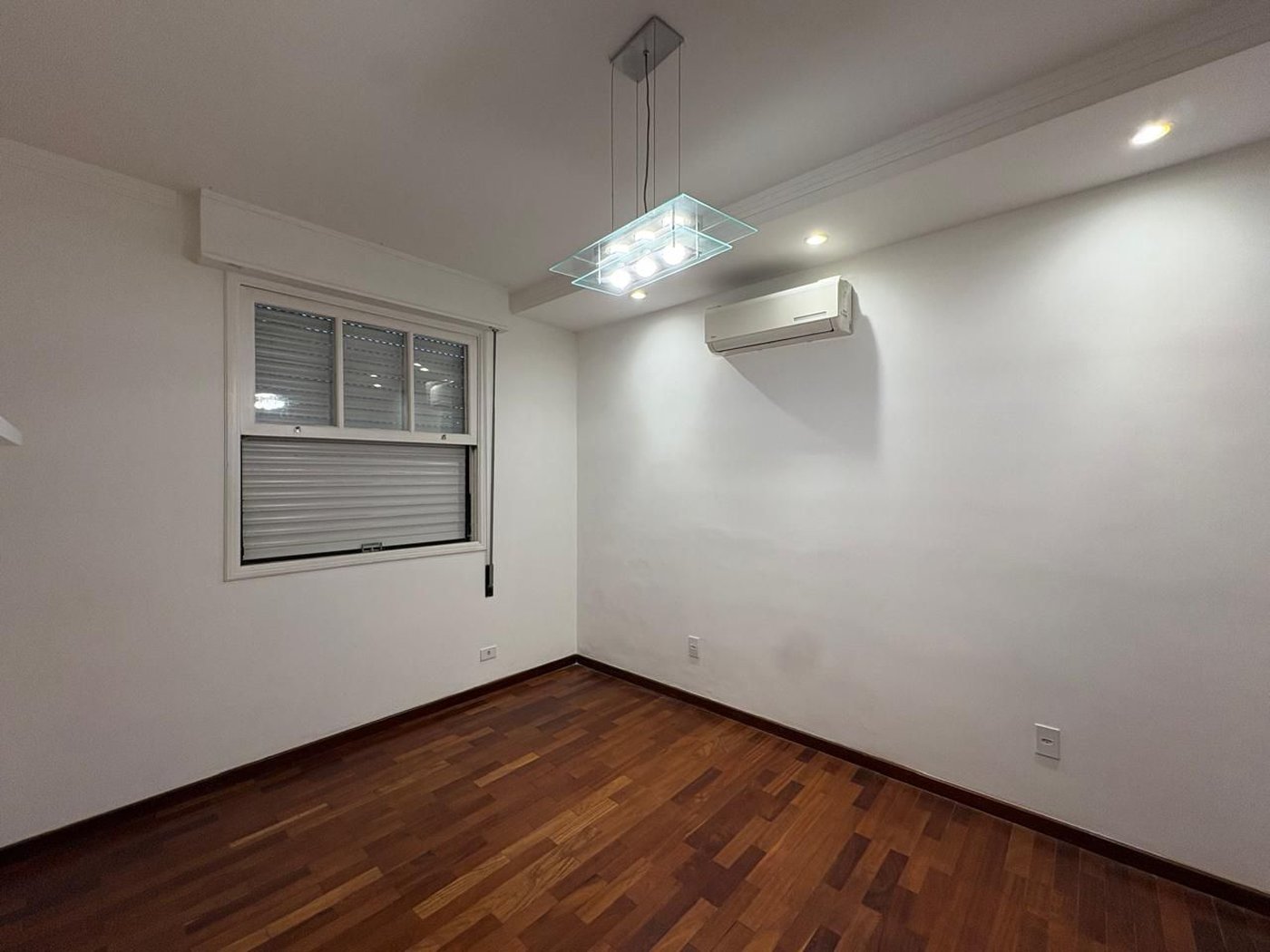 Apartamento com 3 dormitórios à venda, 145 m² por R$ 1.350.000,00 - Pompéia - Santos/SP