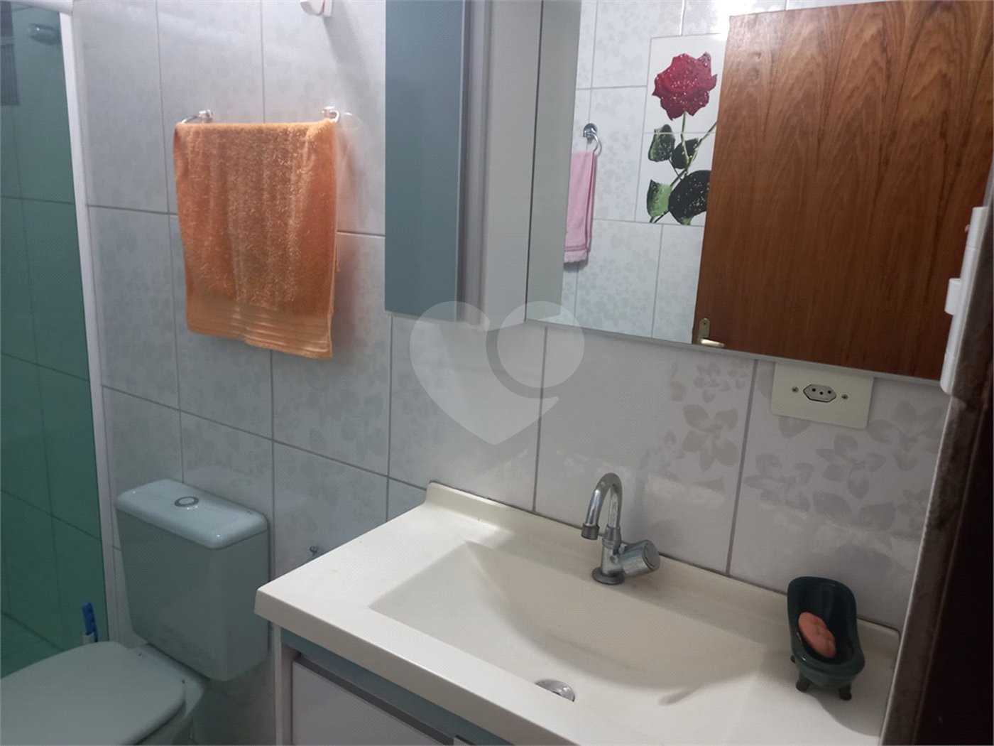Sobrado à venda com 4 quartos, sendo 1 suíte, em Jardim Peri, São Paulo, SP