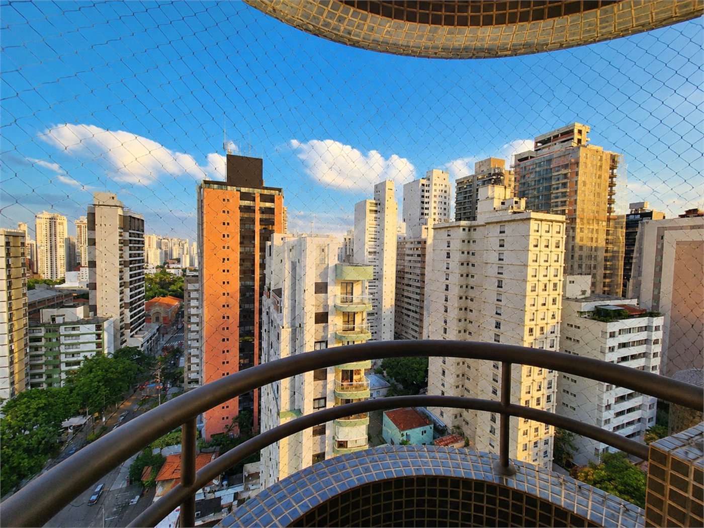Apartamento à venda com 4 quartos, sendo 3 suítes, em Perdizes, São Paulo, SP