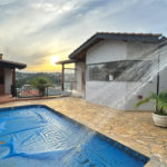 Casa à venda ou para alugar com 3 quartos, sendo 1 suíte, em Jardim Paulista, Atibaia, SP