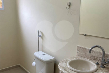 Casa para alugar com 3 quartos, sendo 1 suíte, no condomínio Reserva da Mata, Vinhedo - SP