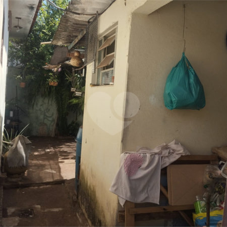 Casa à venda com 2 quartos no Centro, Araraquara, SP