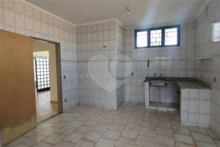 Casa à venda com 3 quartos, sendo 1 suíte, em Vila Monte Alegre, Ribeirão Preto, SP