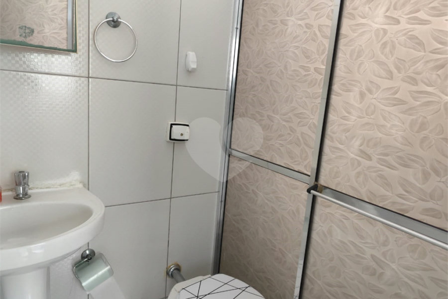 Casa Térrea à venda com 2 quartos em Parque Peruche, São Paulo, SP