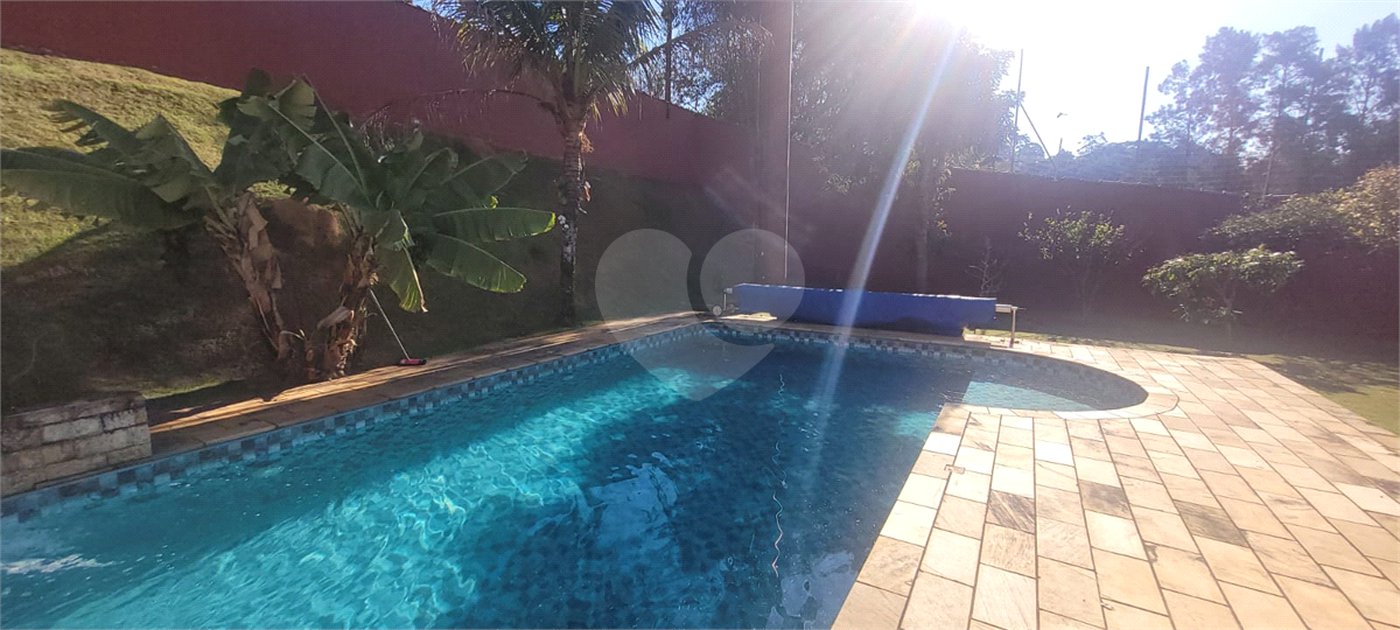 Casa à venda com 3 quartos, sendo 2 suítes,  em Mantiqueira, Mairiporã, SP