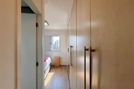 Apartamento à venda com 3 quartos, sendo 1 suíte, em Jardim Marajoara, São Paulo, SP