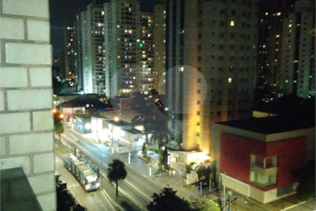 Apartamento à venda com 1 quarto em Moema, São Paulo, SP