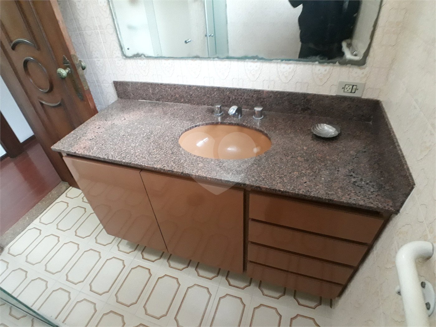 Sobrado à venda com 4 quartos, sendo 2 suítes, em Santana, São Paulo, SP