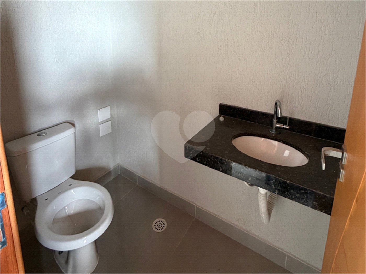 Duplex à venda ou para alugar com 2 quartos em Vila Valparaíso, Santo André, SP