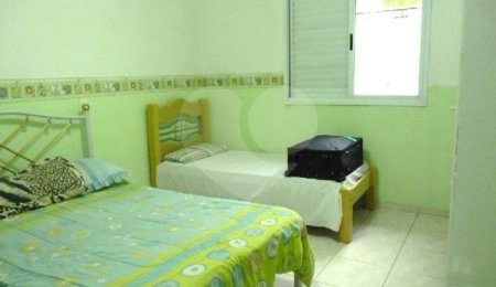 Sobrado à venda com 3 quartos, sendo 1 suíte,  em Parque Continental II, Guarulhos, SP