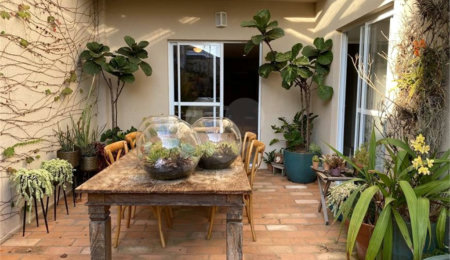 Casa à venda com 4 suítes no condomínio Villa Veneto, Itatiba - SP