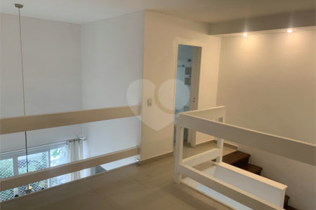 Duplex à venda com 1 suíte em Brooklin Paulista, São Paulo, SP