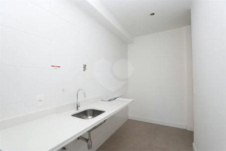 Apartamento à venda com 2 quartos em Vila Suzana, São Paulo, SP