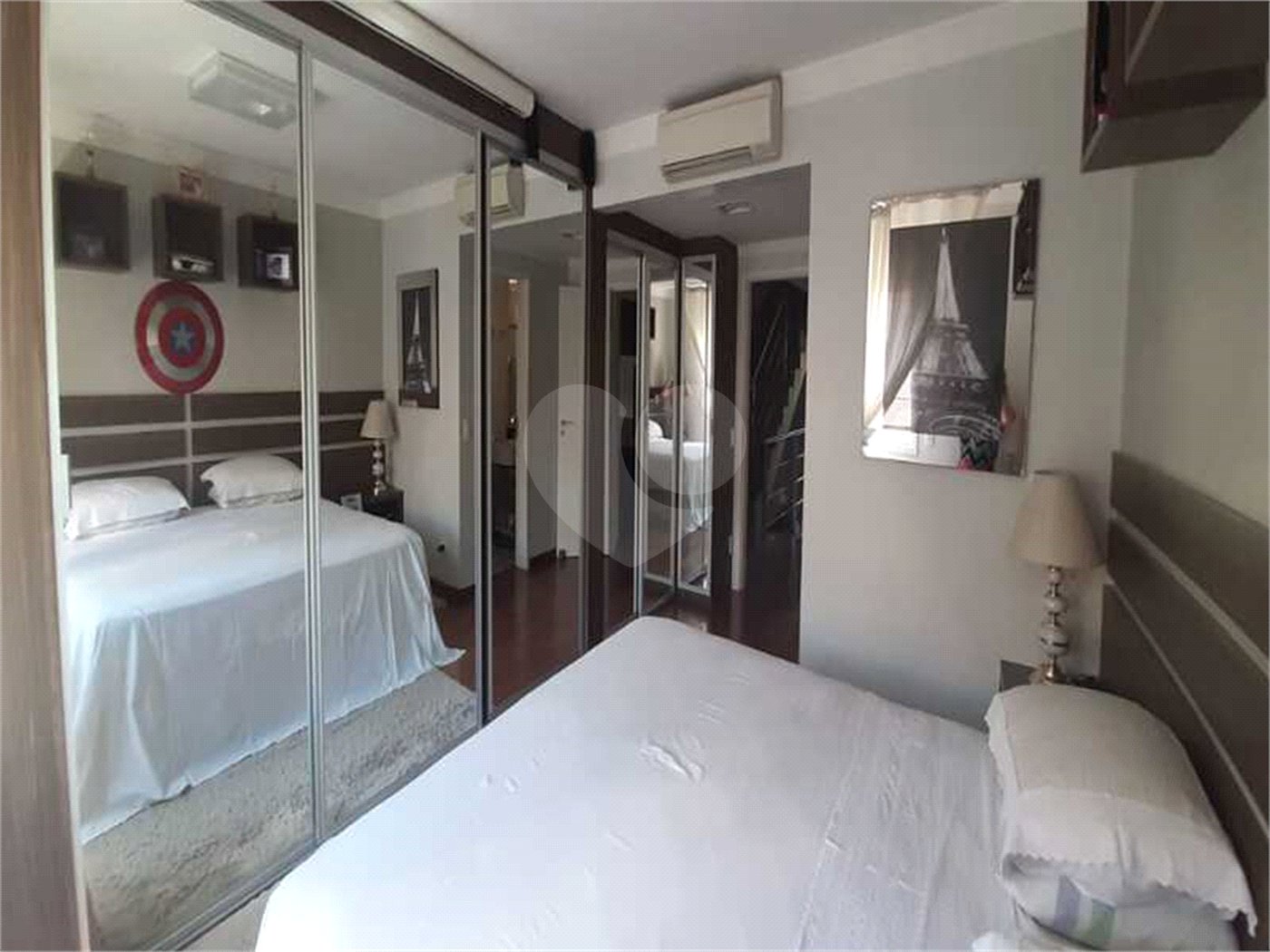 Casa à venda com 4 quartos, sendo 2 suítes, no condomínio Florada da Serra, São Paulo - SP