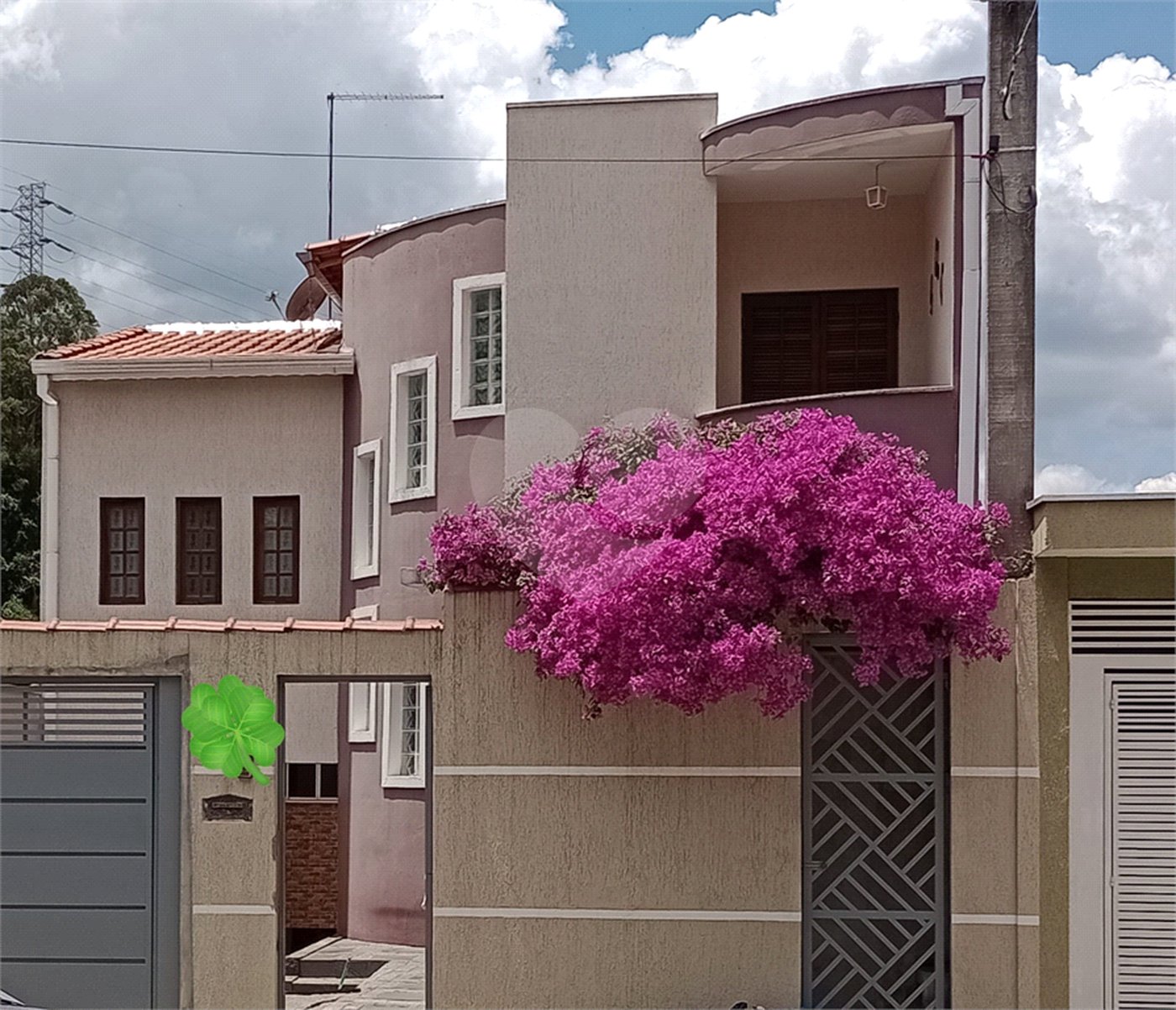 Casa à venda com 2 quartos, sendo 1 suíte, em Serpa, Caieiras, SP
