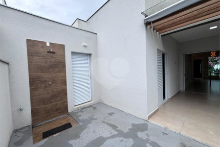 Casa à venda com 2 quartos, sendo 1 suíte, no condomínio Terras de São Francisco, Sorocaba - SP