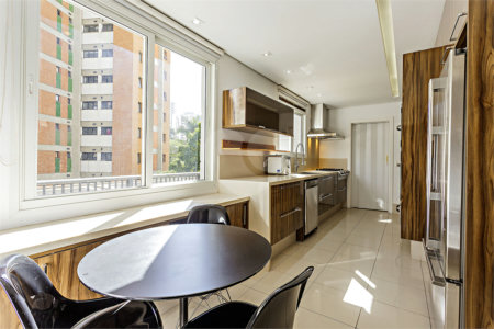 Apartamento à venda com 4 suítes em Paraíso, São Paulo, SP