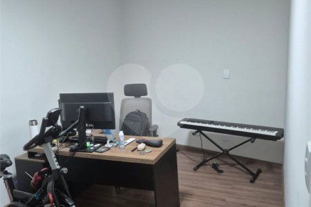 Casa à venda com 3 quartos, sendo 1 suíte, no condomínio Mariana, São Paulo - SP