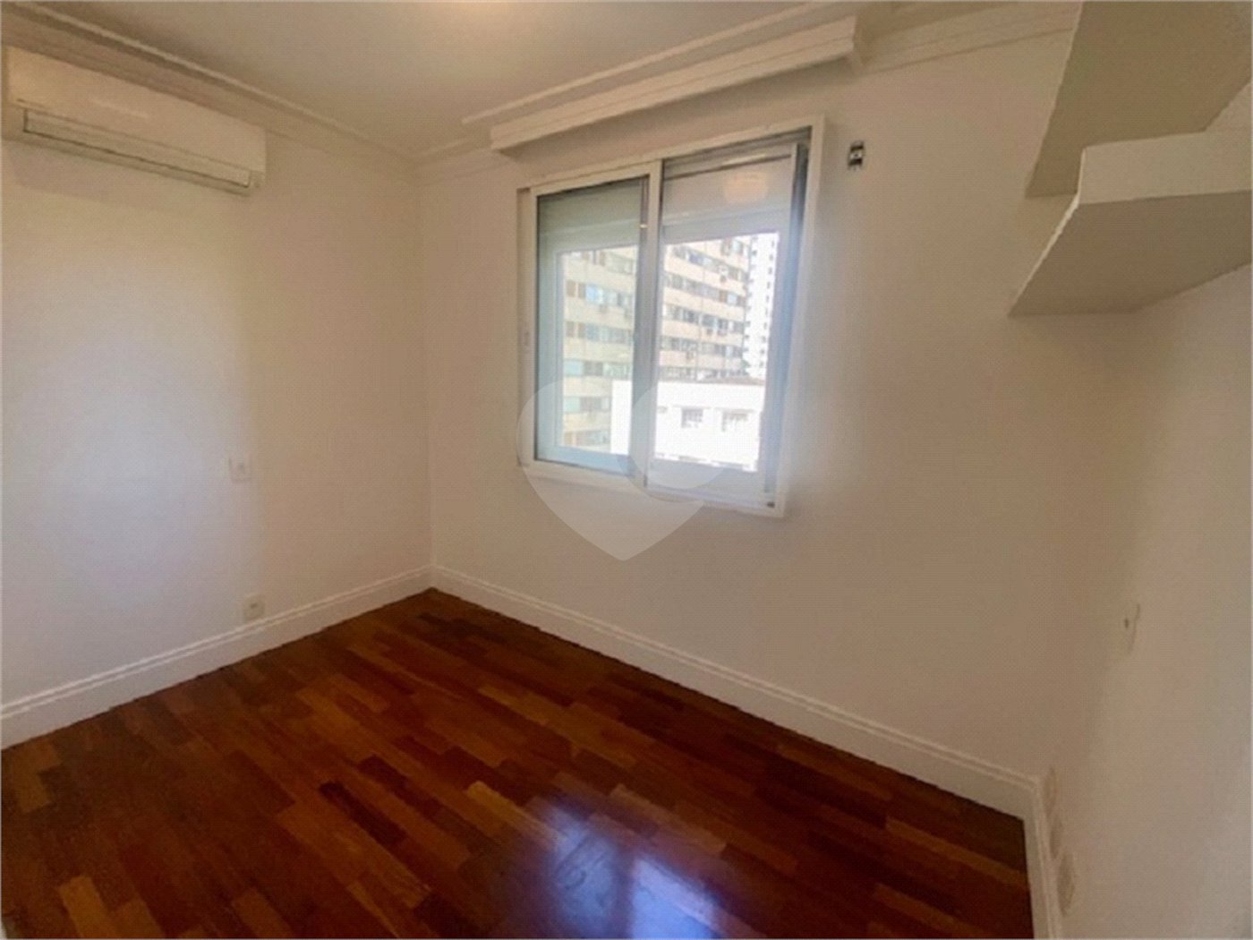 Apartamento à venda ou para alugar com 2 suítes em Itaim Bibi, São Paulo, SP