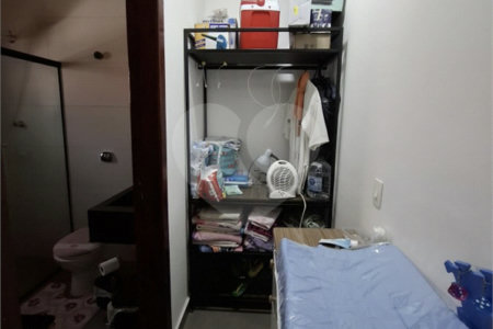 Casa à venda com 6 quartos, sendo 1 suíte,  em Vila Vitória, Mogi das Cruzes, SP